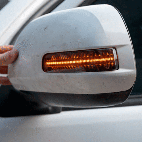 Photo of 2nd gen 2012-2015 toyota tacoma dynamic turn signals