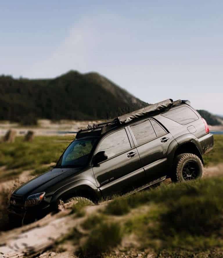 Image of Toyota 4Runner Sloping