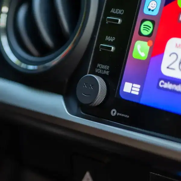 Toyota Tacoma Volume Knobbies – Smiley